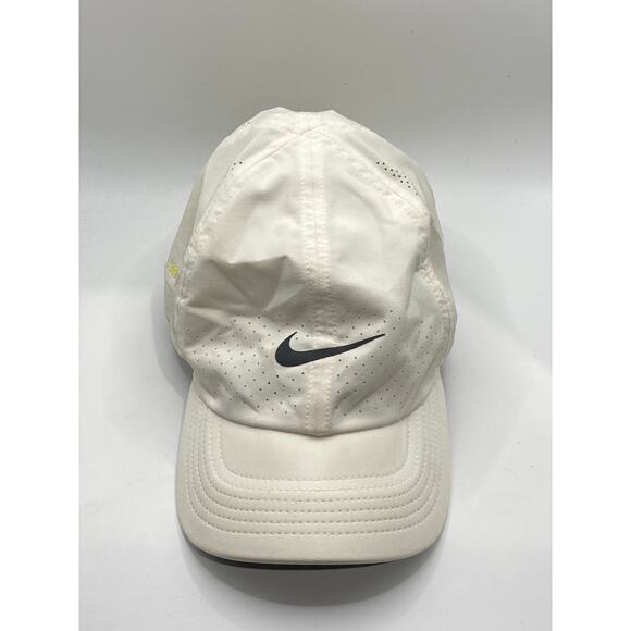 Nike Other - NIKE Men's White Dri-Fit ADV Heritage 86 Perforated Hat SZ OS